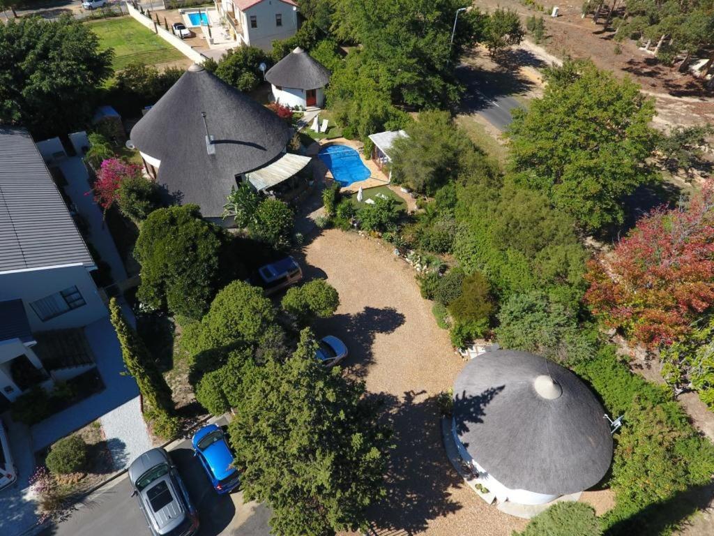 Roundhouse Guesthouse photo 4