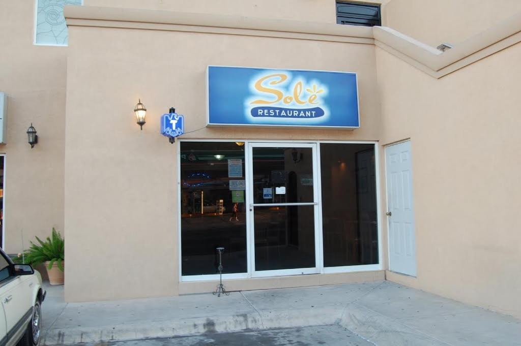 Hotel Del Sol photo 2