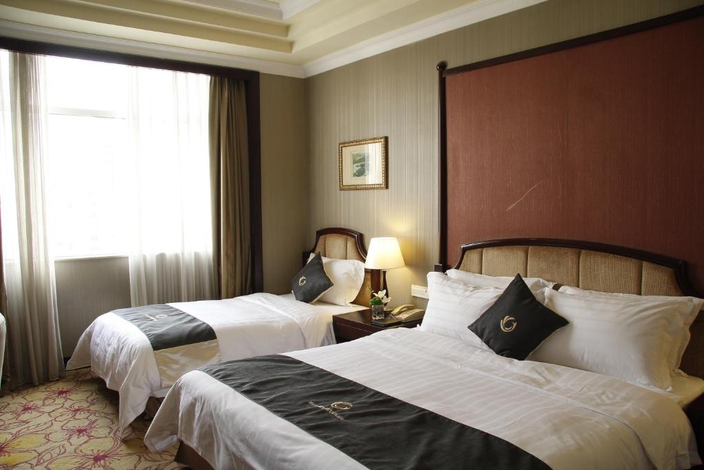 The Royal Marina Plaza Hotel Guangzhou photo 1