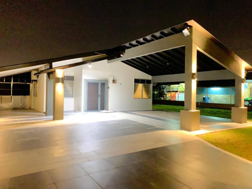Traditional Villa with Modern Design 3R2B photo 2