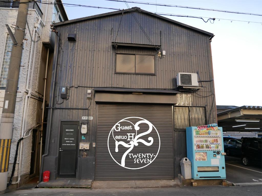 Guest House Twenty-Seven 27, Osaka