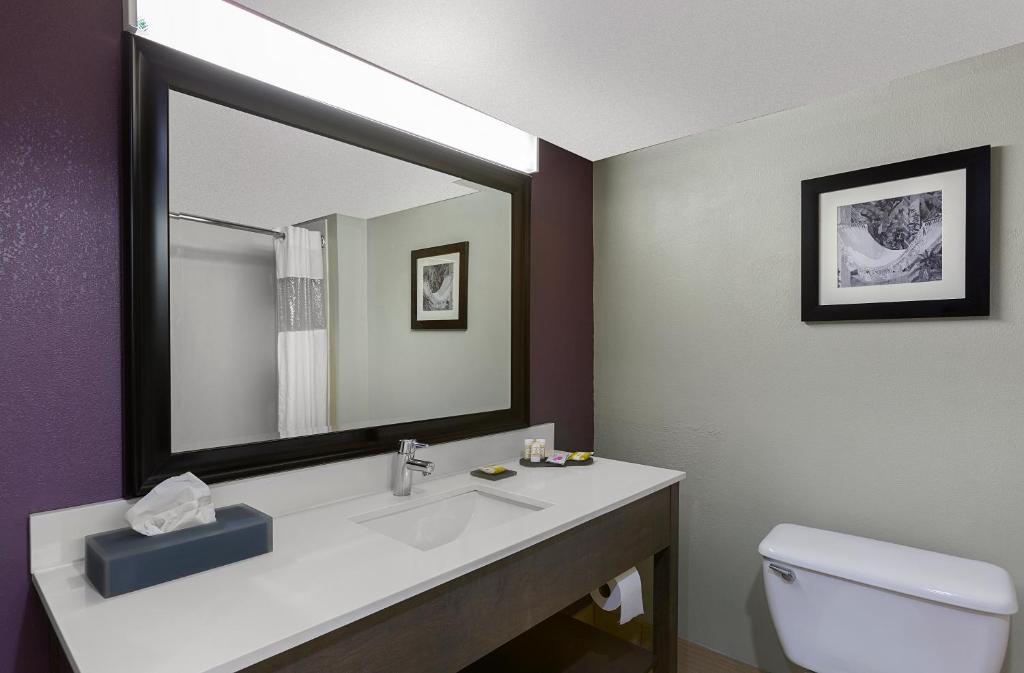 La Quinta Inn by Wyndham North Myrtle Beach photo 2