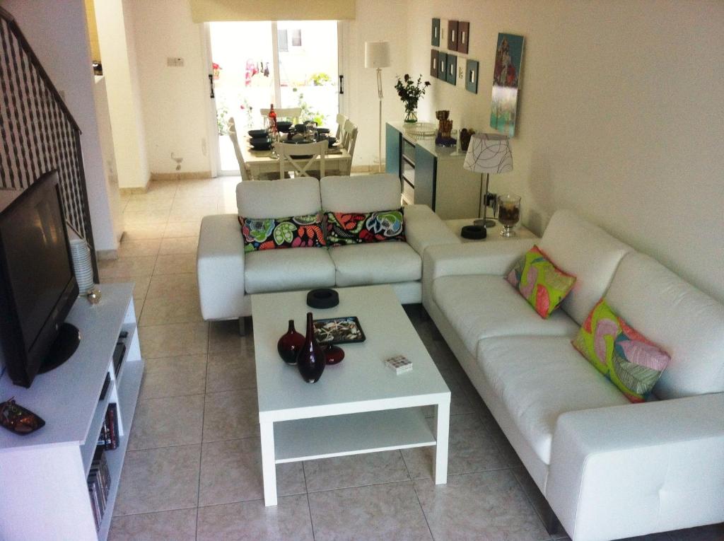 Estia Luxury Maisonette photo 4