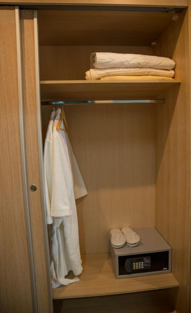 Psili Ammos Seaside Luxury Rooms photo 4