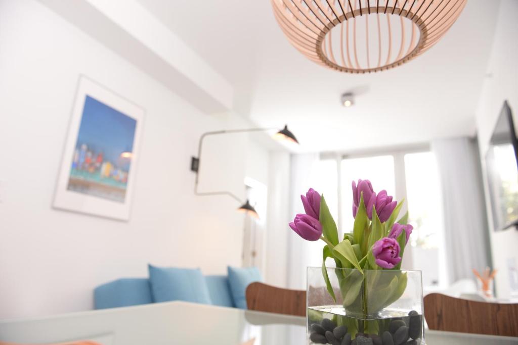 Сьюит (Люкс с 1 спальней и балконом, со стороны океана), Sixty80 Design Hotel