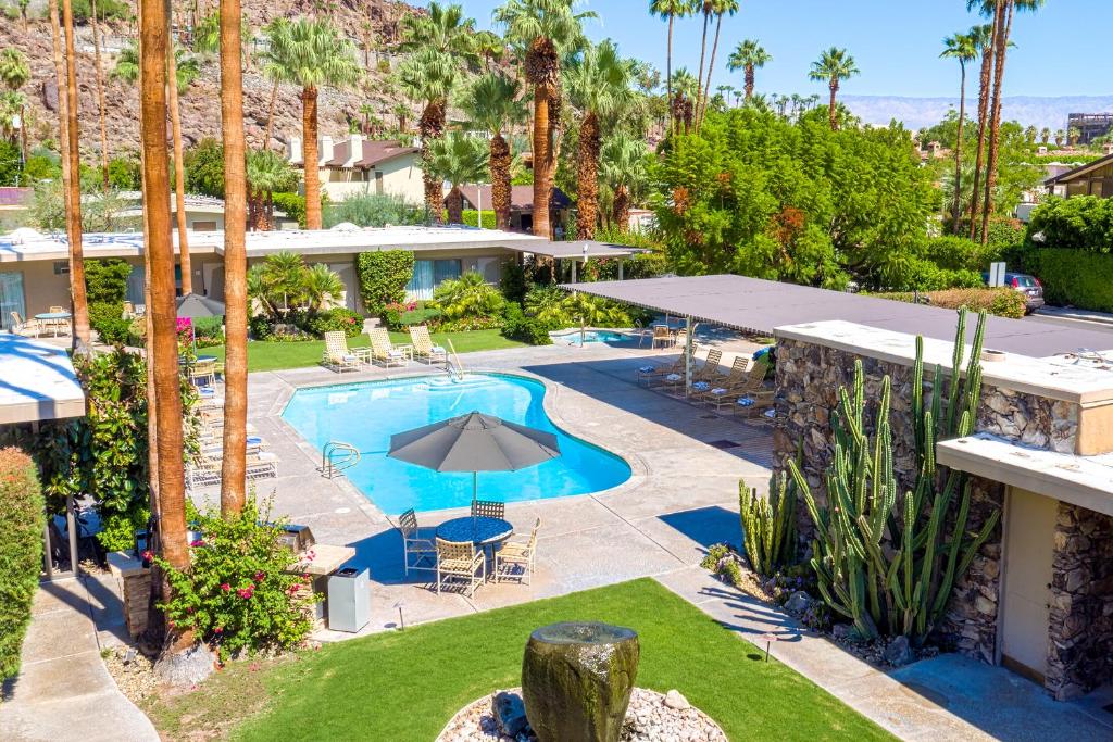 Desert Hills -Adults Only image