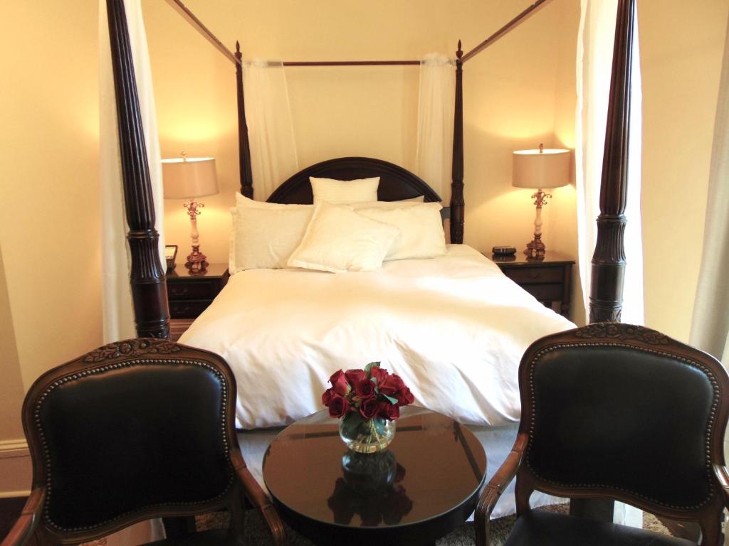 The Rendell Shea Manor photo 4