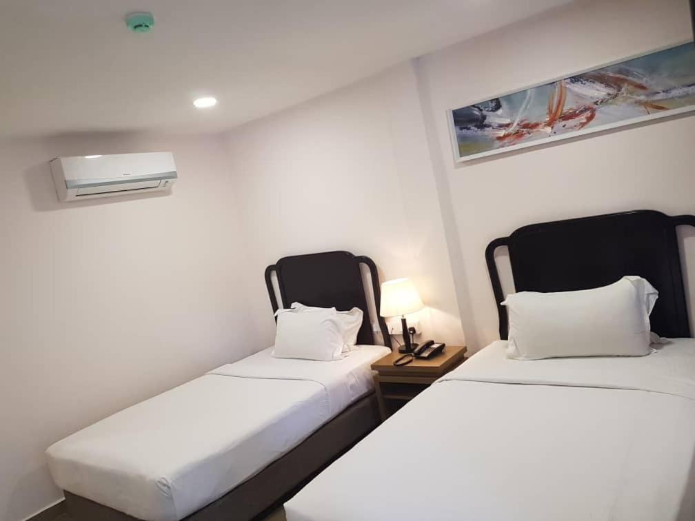 LOTUS SEAVIEW BEACH RESORT, PENGERANG photo 4