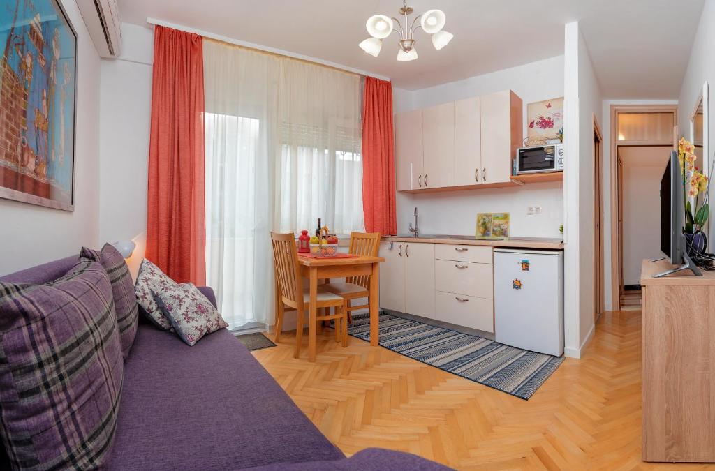 Apartments Emi photo 3
