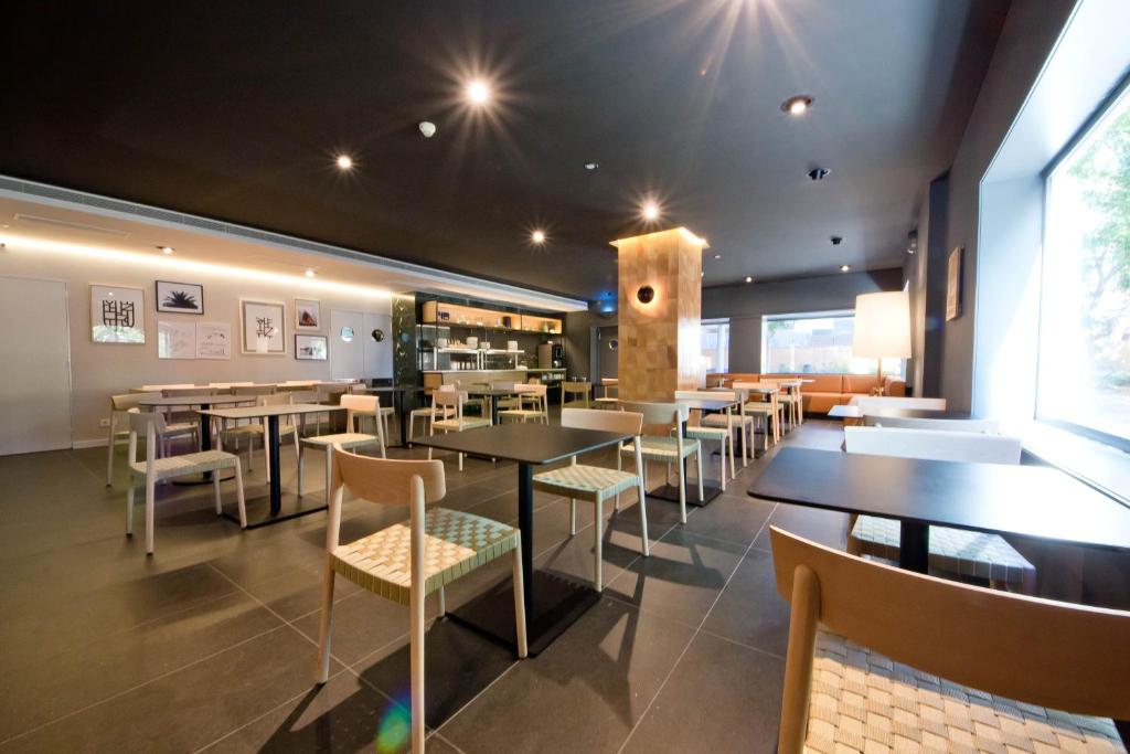 Aparthotel Atenea Valles photo 3
