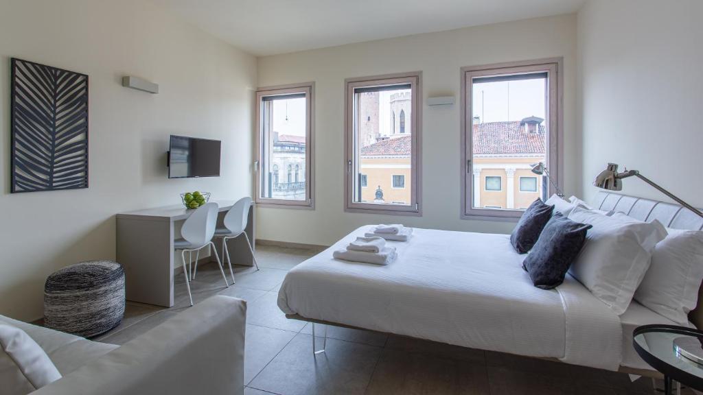 Erïk Langer Pedrocchi Suites, Padua