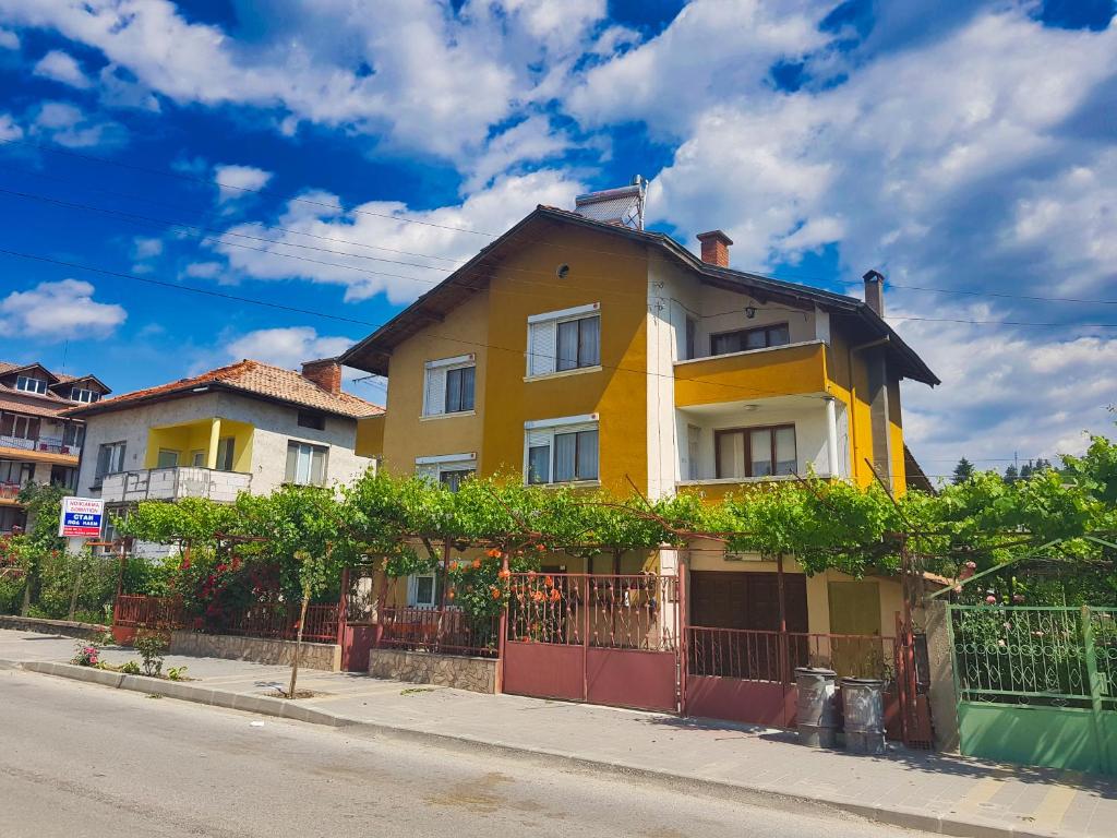 Delieva House photo 4