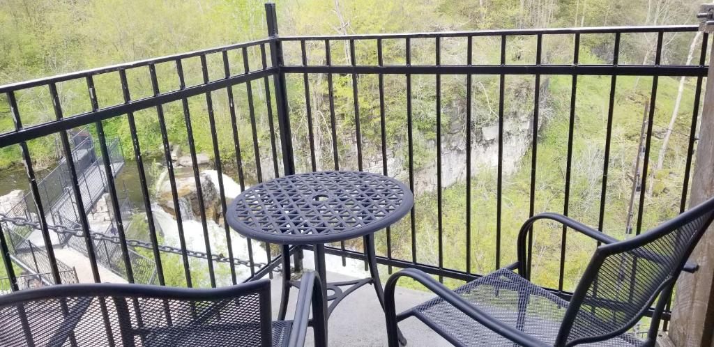 The Falls Inn - Walter Falls photo 4