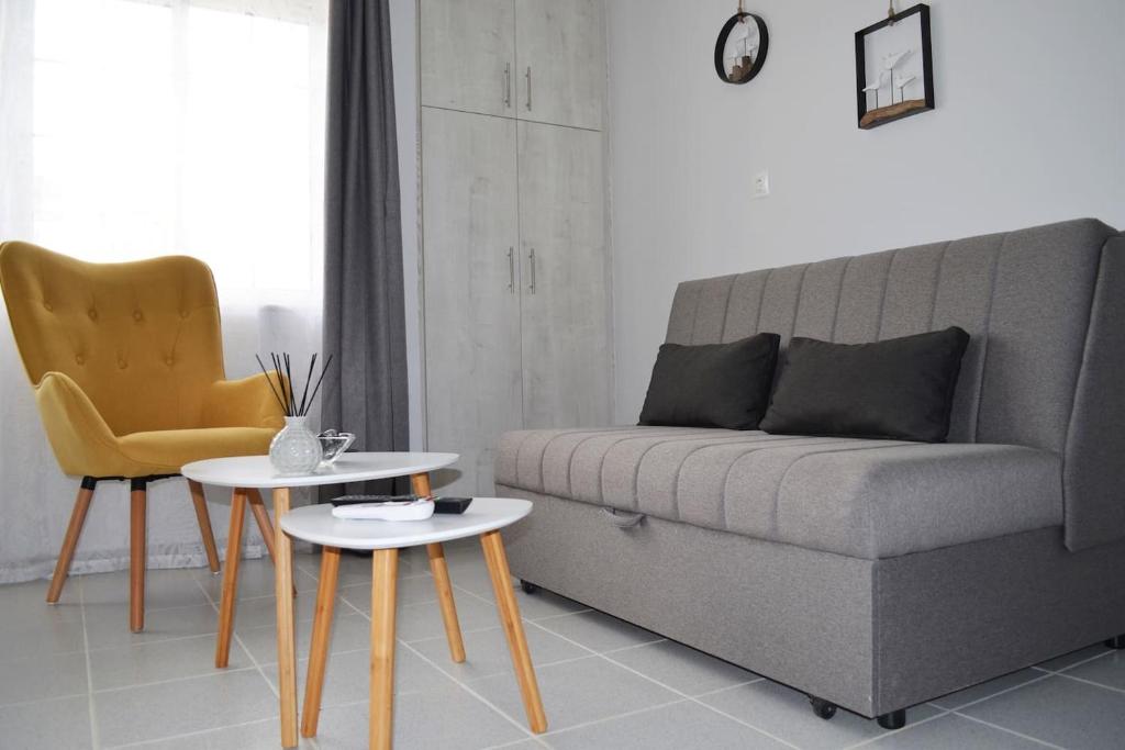 MV House Agia Marina photo 2