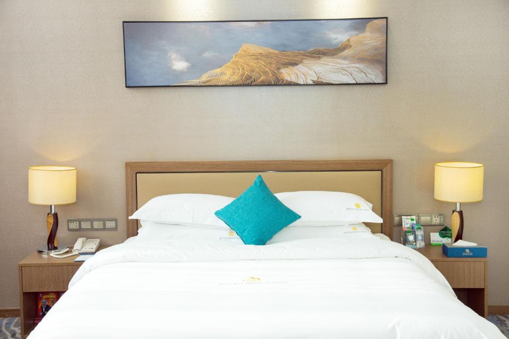 Qianhai Holiday Hotel photo 3