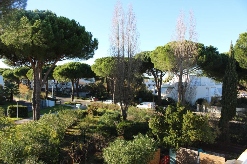 Residence Caroline T2 clim parking