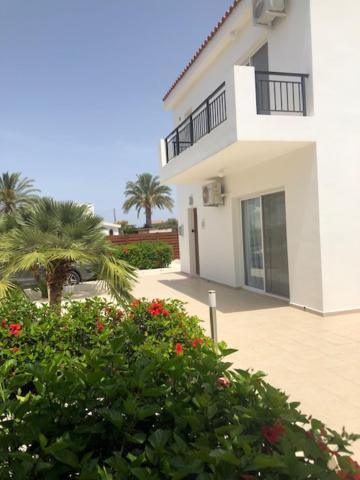 Villa Olivia, Coral Bay photo 3