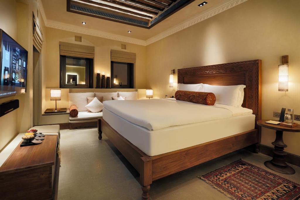 Сьюит (Два смежных семейных номера), Курортный отель The Chedi Al Bait, Sharjah