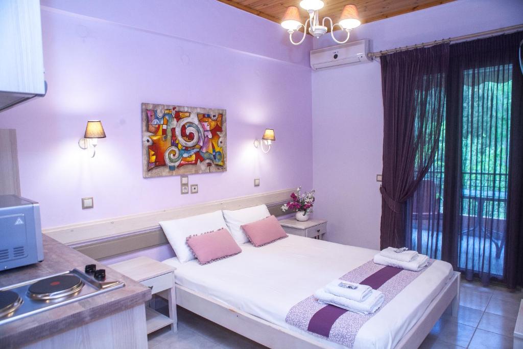 Nontas Homes photo 1