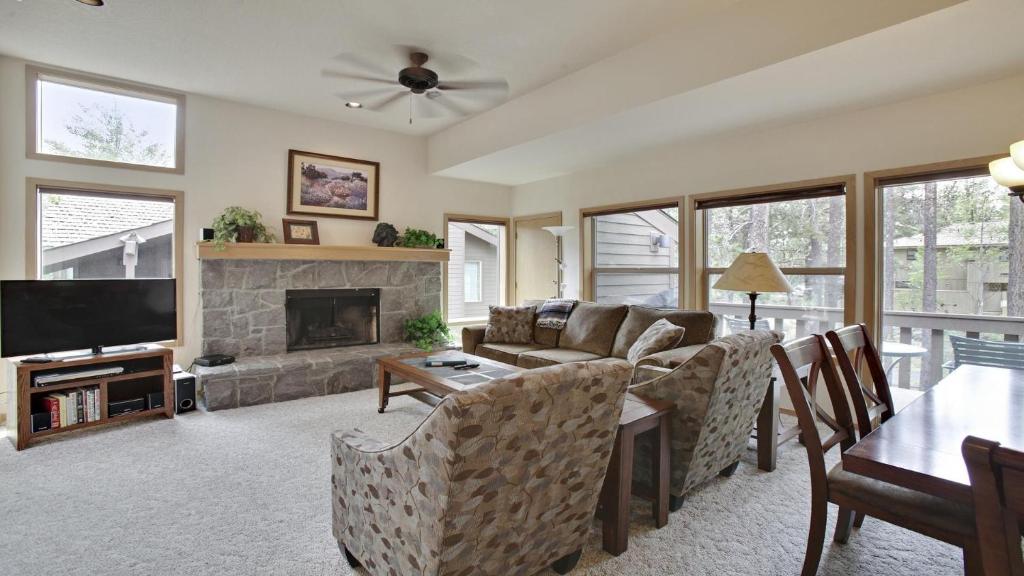 Ridge Condo 24 image