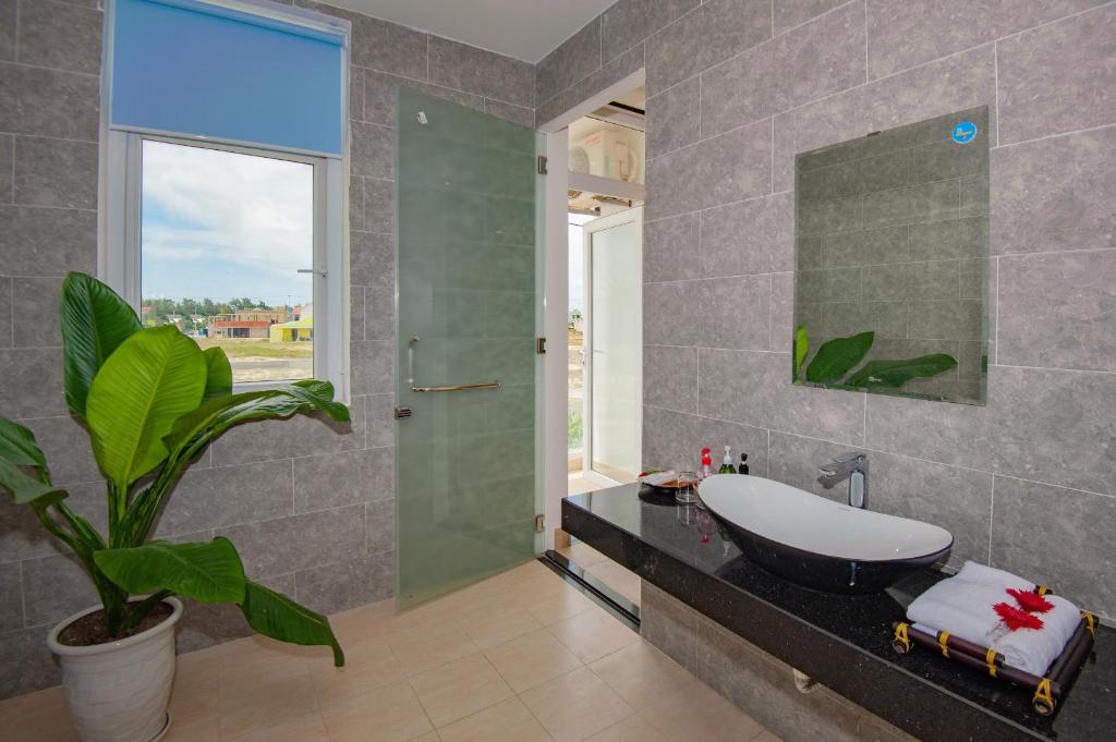 Yellow Daisy Pool Villas