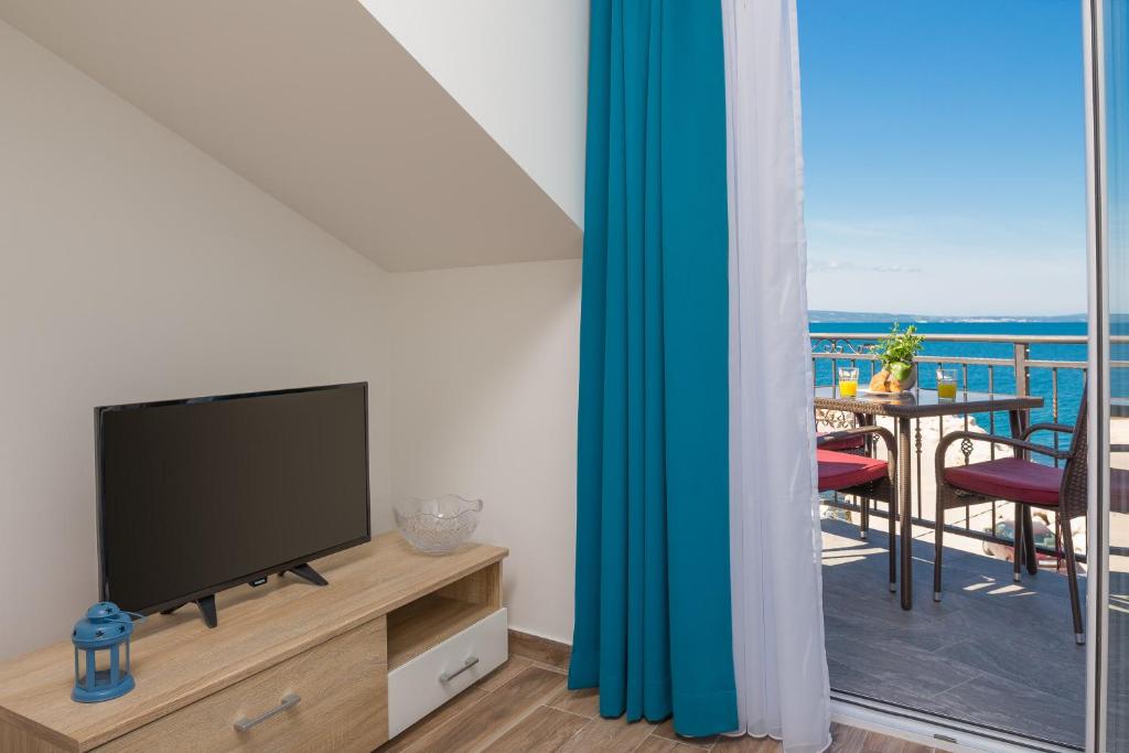 The Beach Suites photo 2