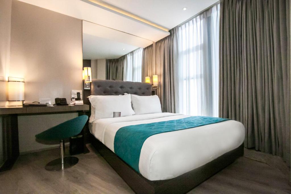 Hotel XYZ photo 4