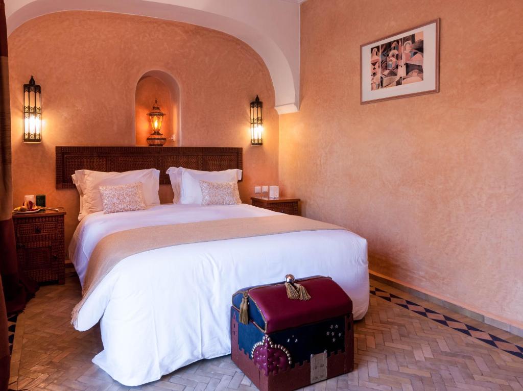 Double room in a charming villa in the heart of Marrakech palm grove photo 1