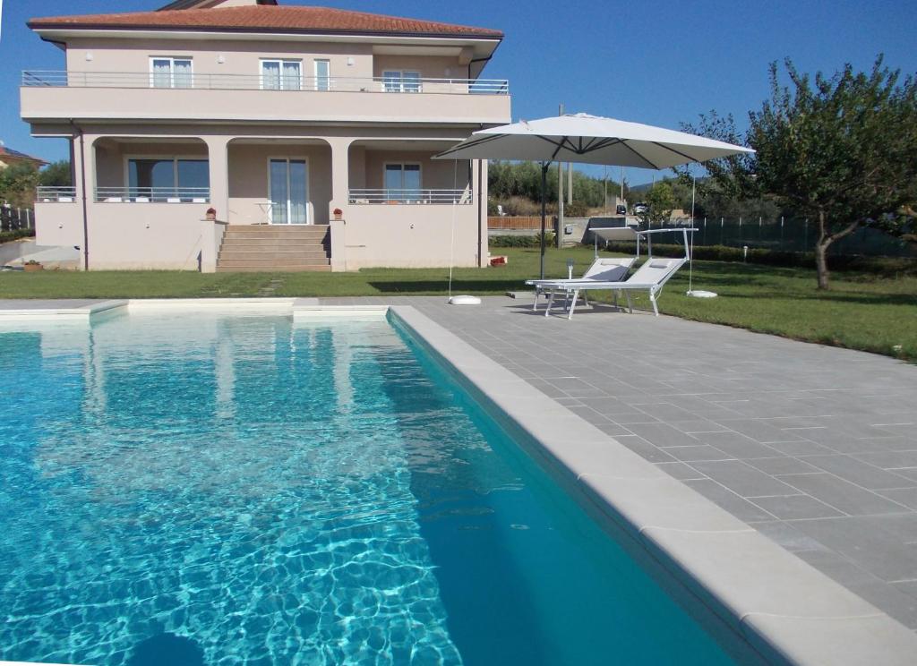 VILLA LAURO LUXURY B&B