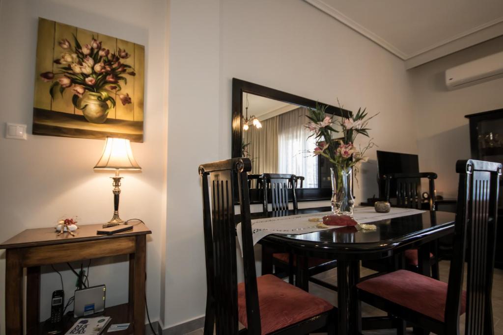 Lia's Center Apartment photo 4