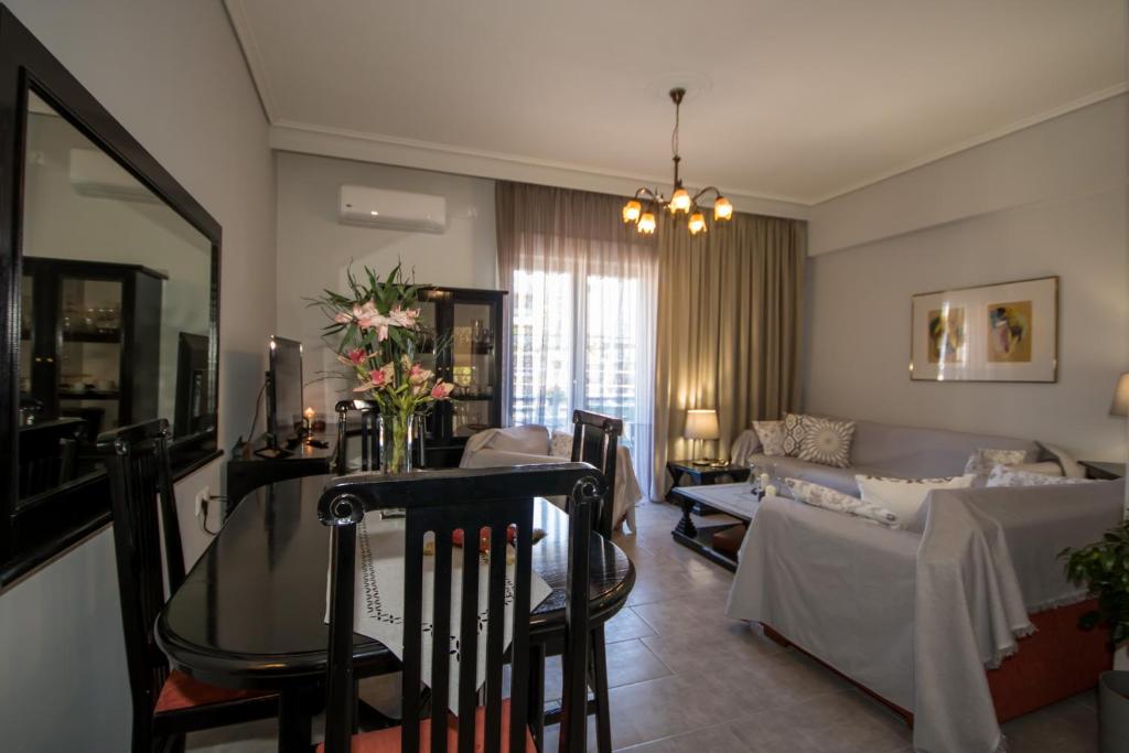 Lia's Center Apartment photo 1