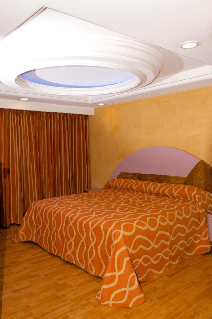 Сьюит (Люкс с гидромассажной ванной), Hotel Cuba