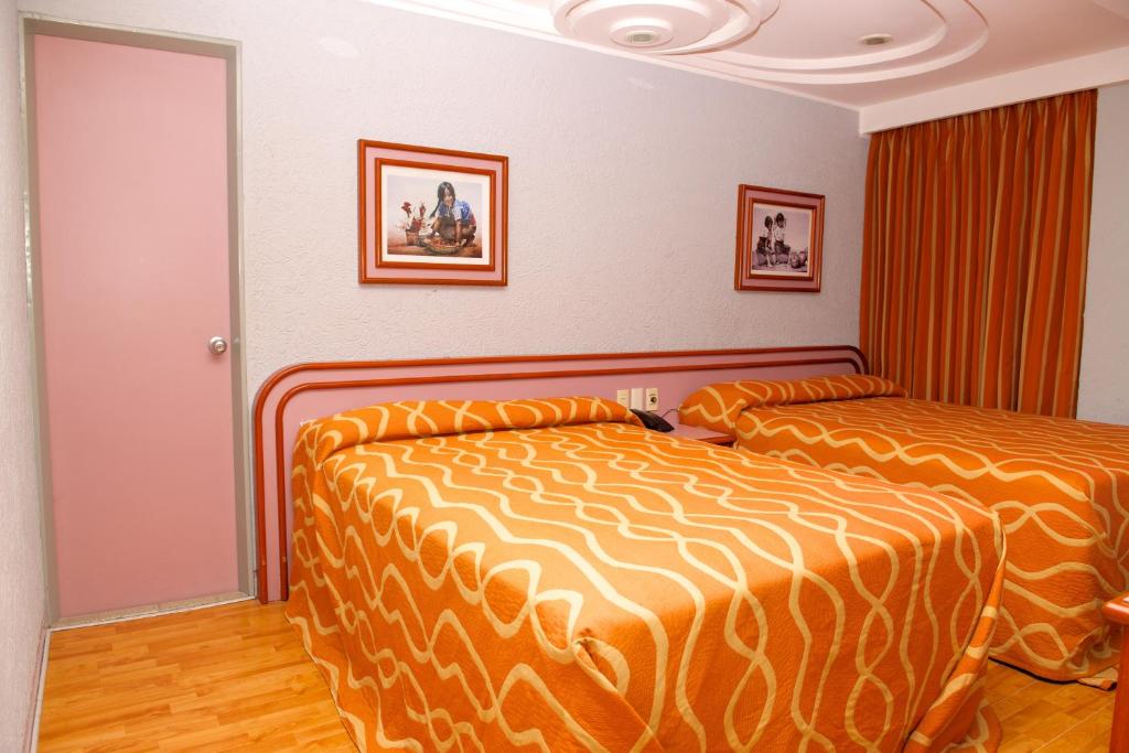 Четырехместный (Четырехместный номер), Hotel Cuba