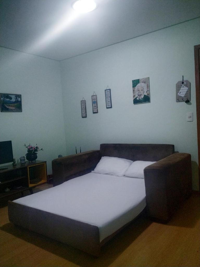 Apartamento quarto e sala em frente UFV com WI-FI e Garagem photo 4