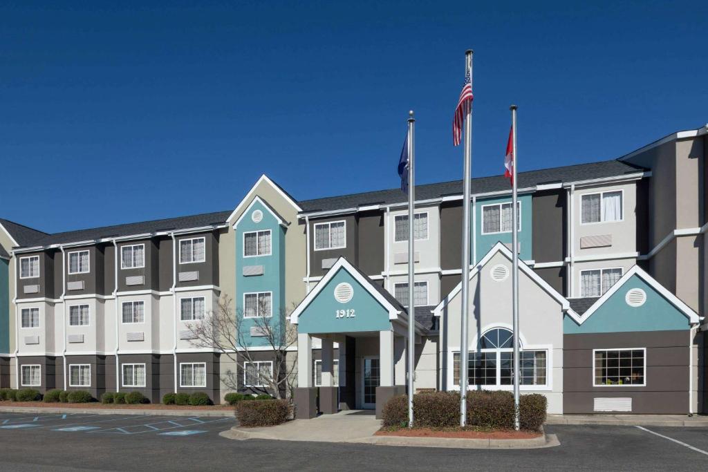 Microtel Inn & Suites by Wyndham Florence image