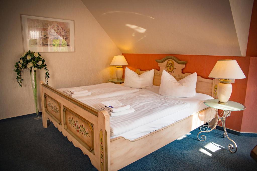 Двухместный (Двухместный номер Делюкс с 1 кроватью и ванной), Hotel & Restaurant Waldschlösschen