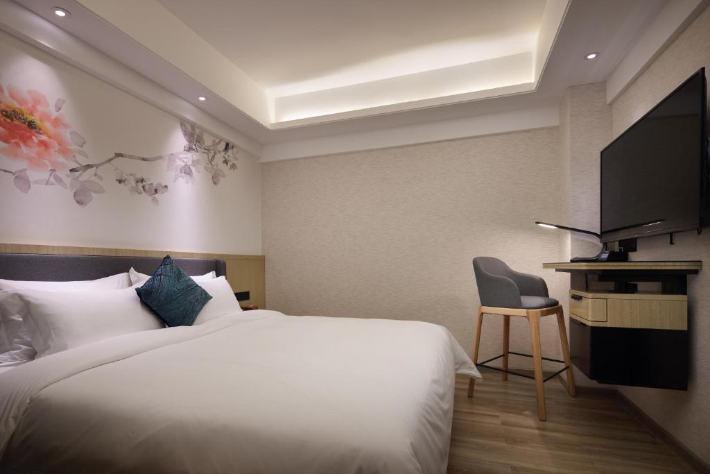 Двухместный (Superior Kingbed Room), Paco Business Hotel Jiangtai Metro Station Branch