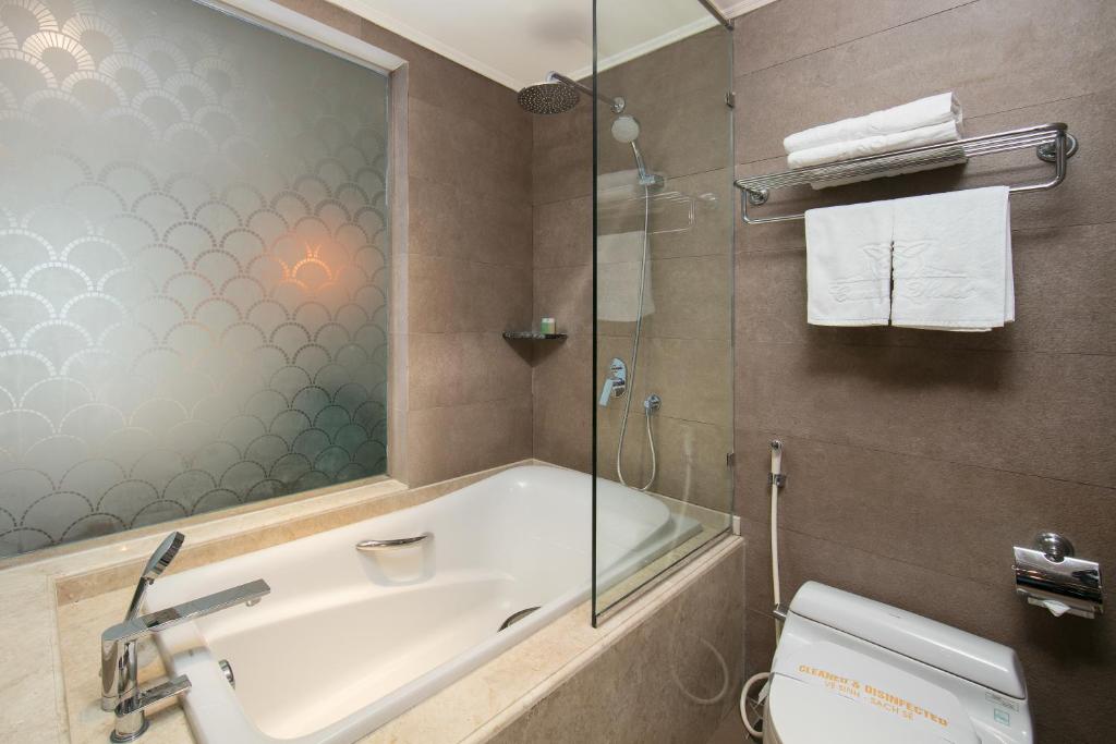 Сьюит (Полулюкс с балконом), Duy Anh Hanoi Hotel