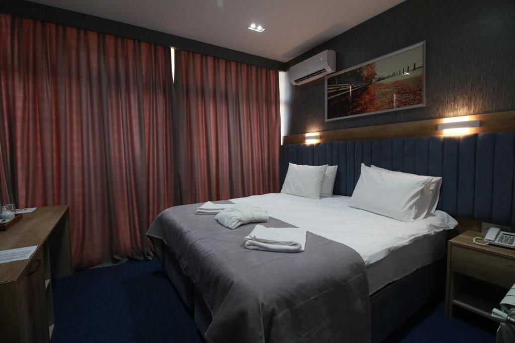 Двухместный (Улучшенный двухместный номер с 1 кроватью), Отель Home Suites Baku