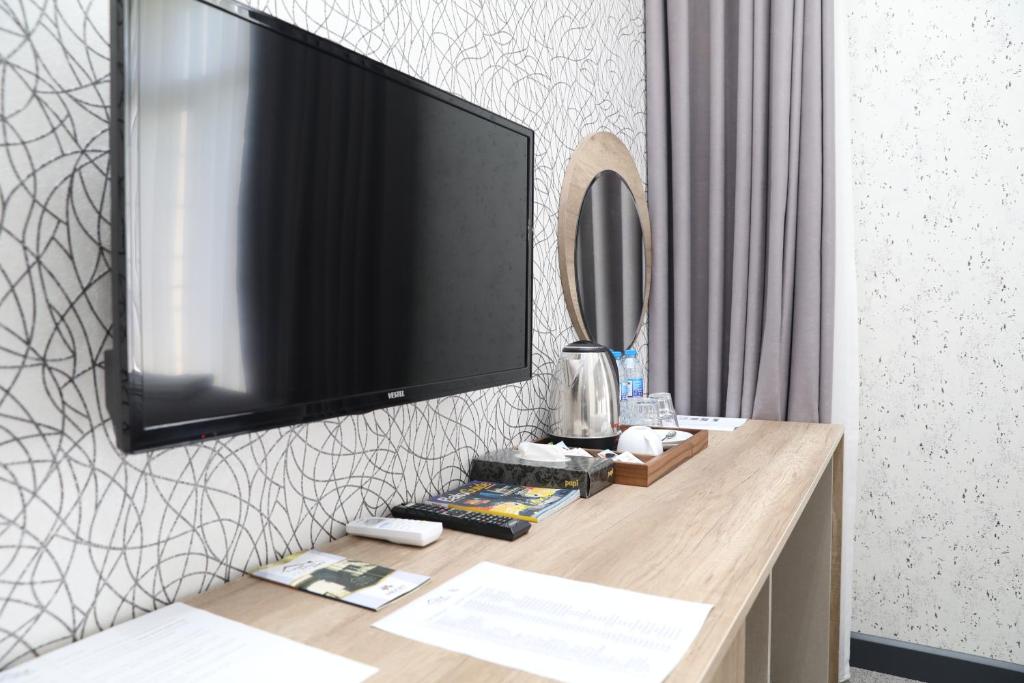Двухместный (Улучшенный двухместный номер с 1 кроватью), Отель Home Suites Baku