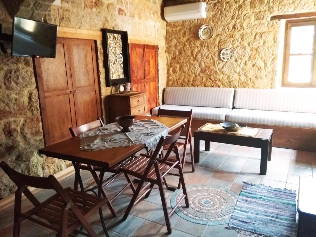 Rosalia Apartments photo 3