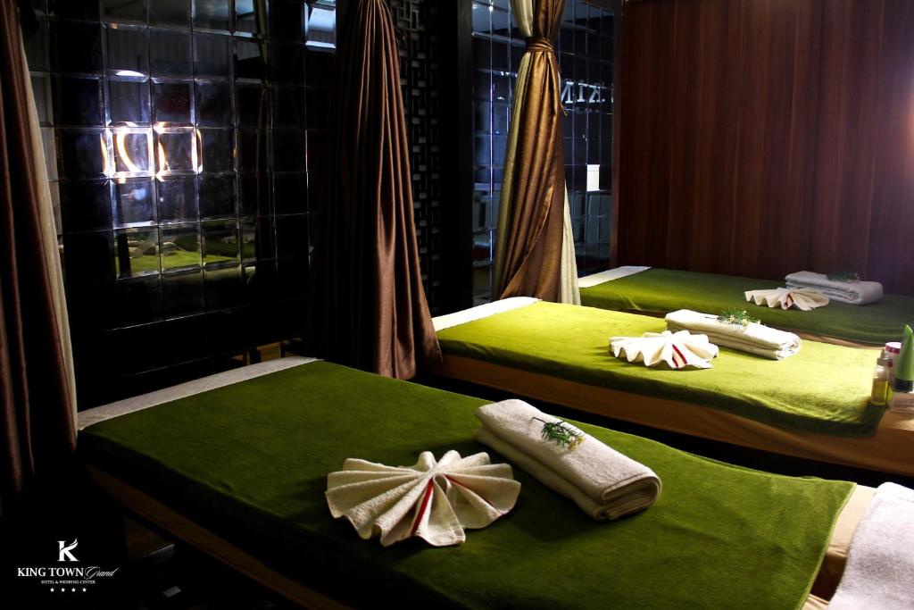 King Town Grand Hotel & Wedding Center