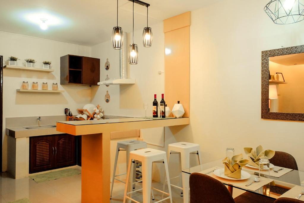 Fully Furnished Apartment with Netflix and Wifi photo 4