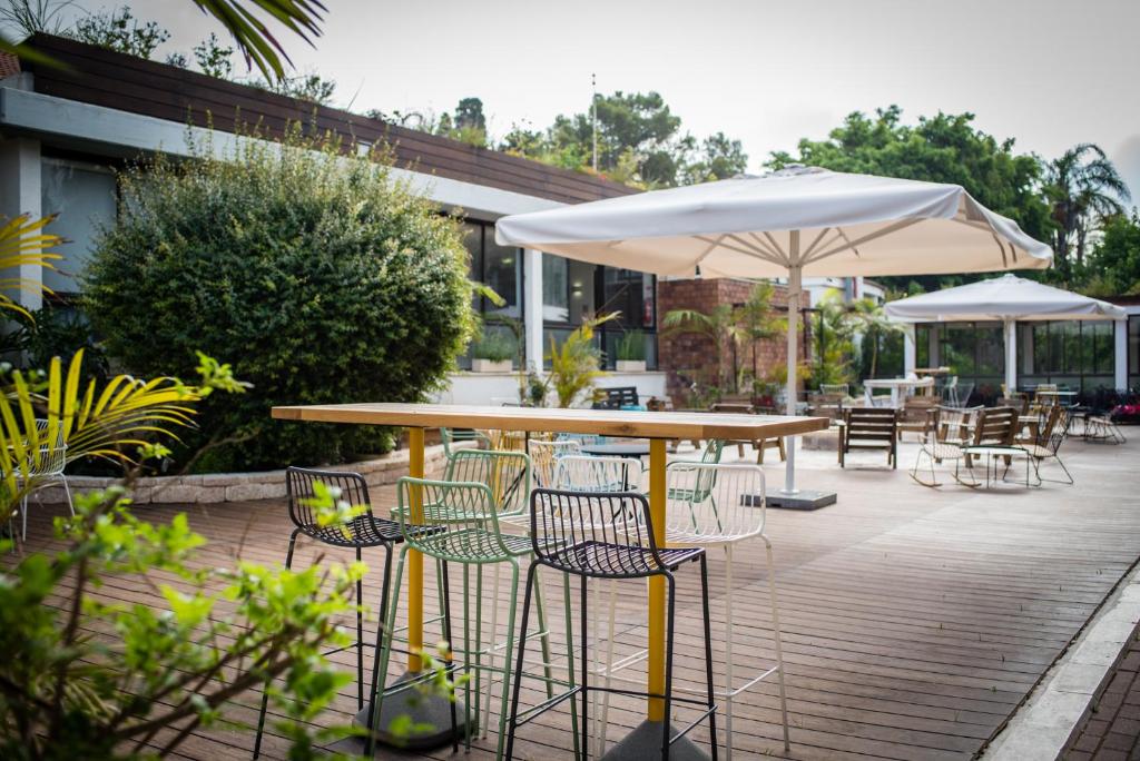 Eden Inn photo 4