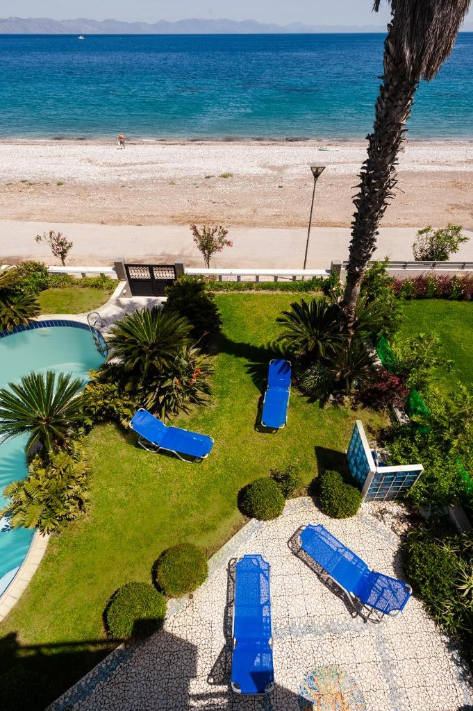 SeaRene Deluxe Seafront Maisonette photo 2