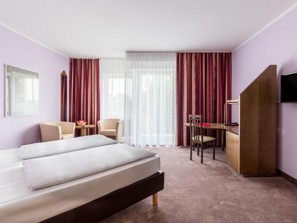 Двухместный (Двухместный номер «Комфорт» с 1 кроватью), AZIMUT Hotel Dresden
