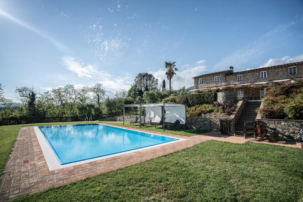 Appartamento con vista panoramica e piscina photo 1