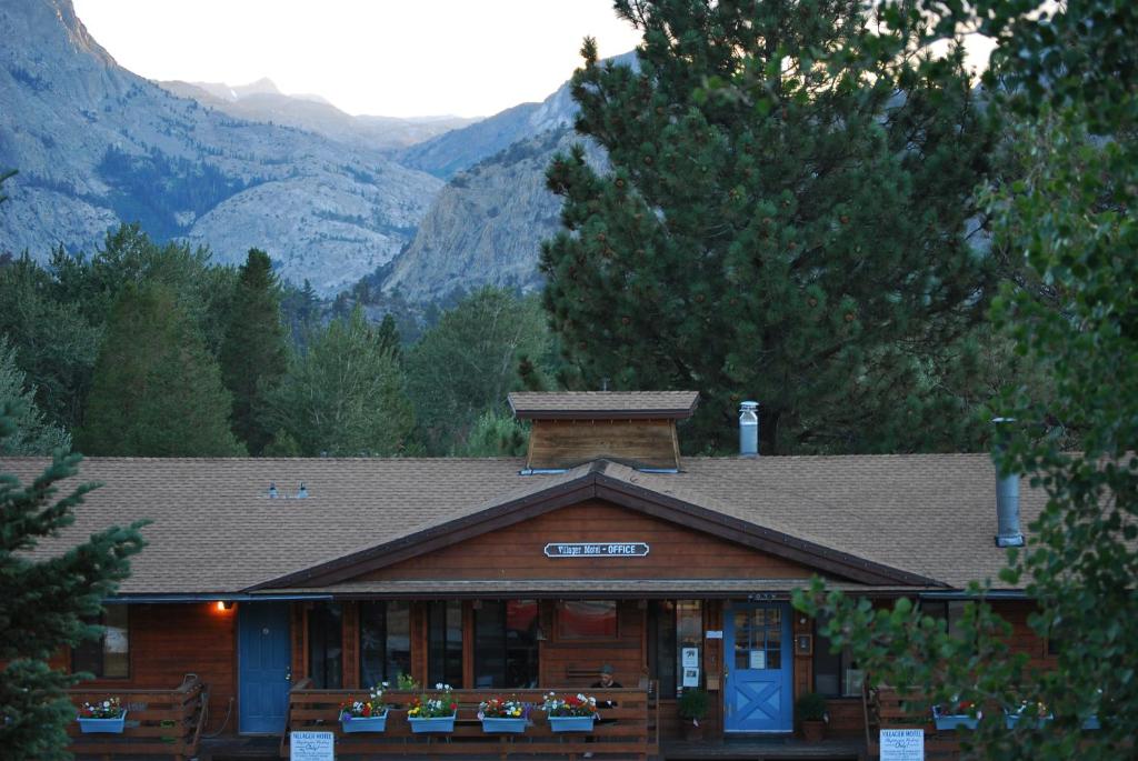 June Lake Villager photo 1