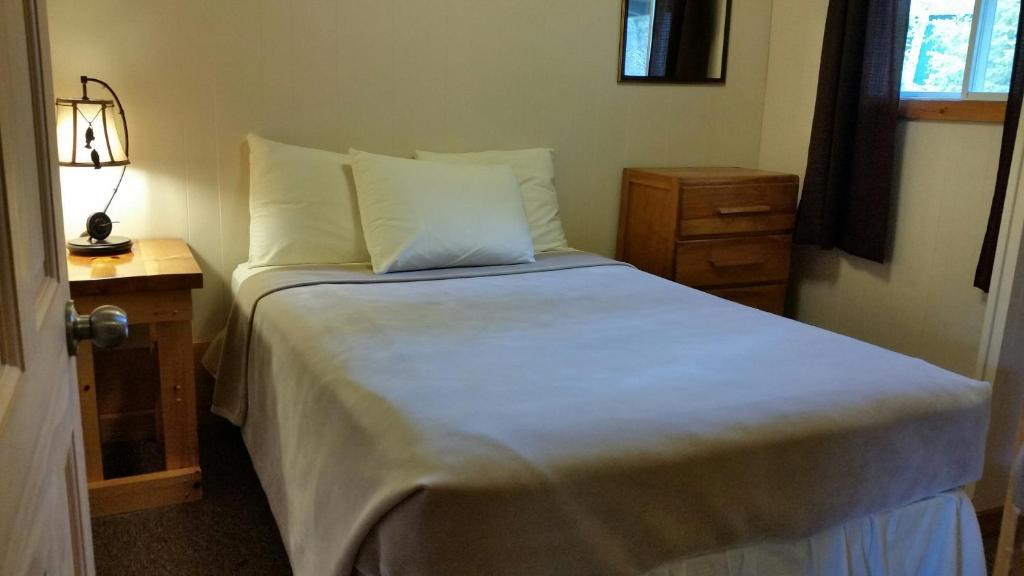Logging Chain Lodge Cottage Resort photo 2