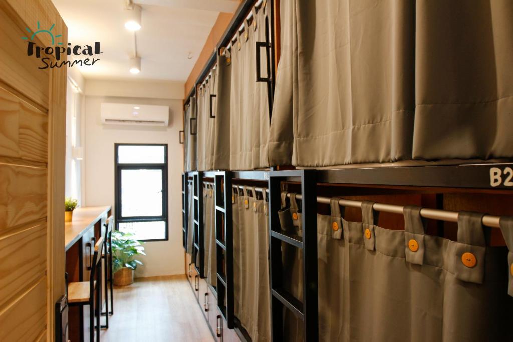 Номер (Кровать в общем 8-местном номере), Tropical Summer Hostel